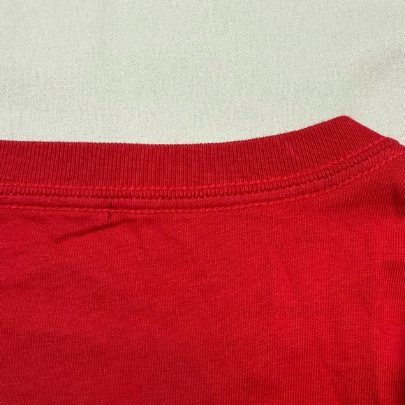 Vineyard Vines Mens Santa Whale Pocket T-Shirt Sz Small Long Sleeve Red A7 - Picture 7 of 10